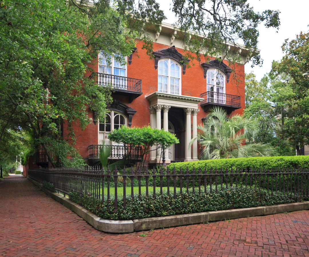 <img src=“Historic building savannah.png” alt=“Historic building in savannah Georgia”>