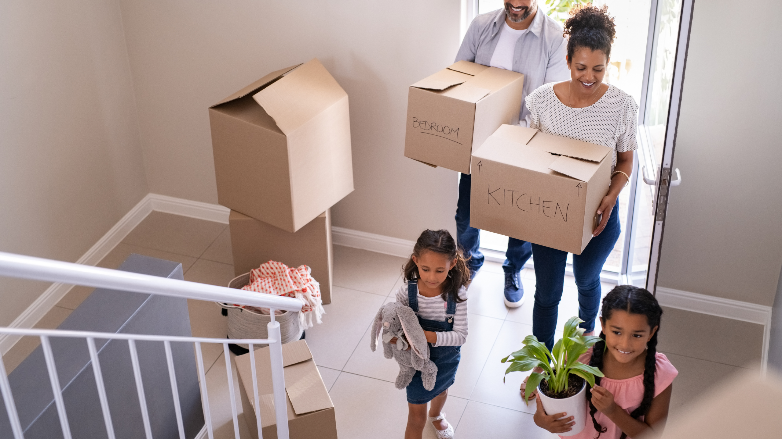 Avoiding Moving Scams: Your Last-Minute Guide to Safe and Smooth Relocations