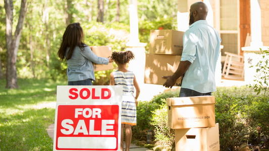 Beat the Heat: Essential Tips for Moving in Summer Like a Pro